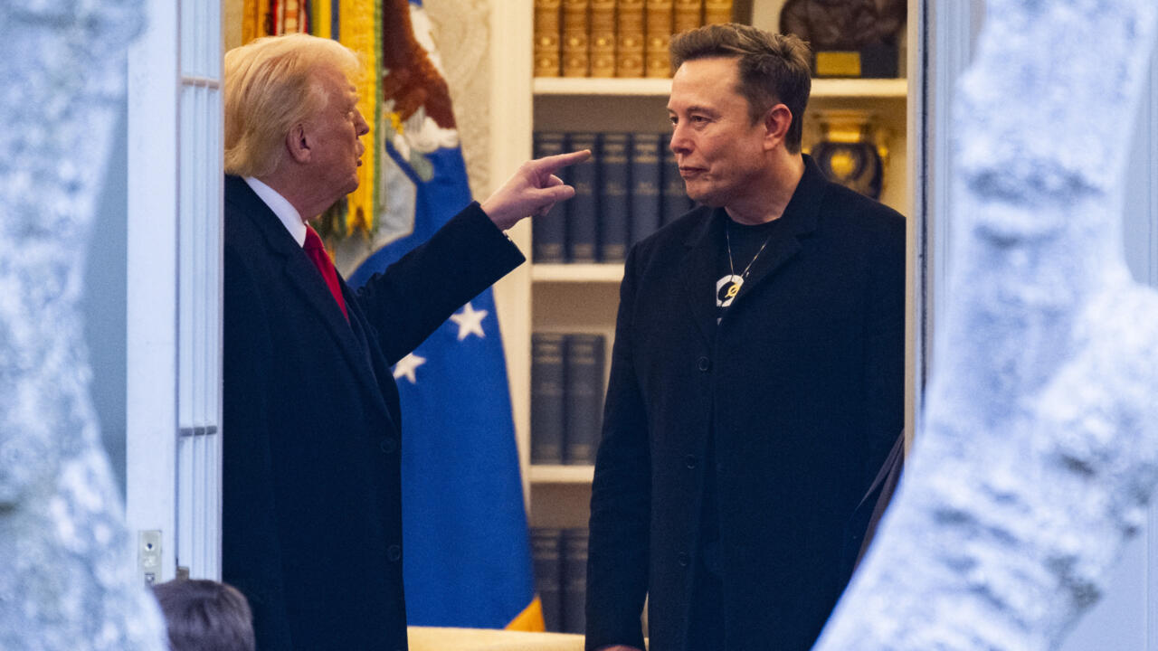 Маск посварився з Трампом. Tesla впала на $150 млрд